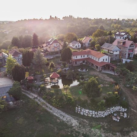 Villa Garden Zalaegerszeg Exterior photo