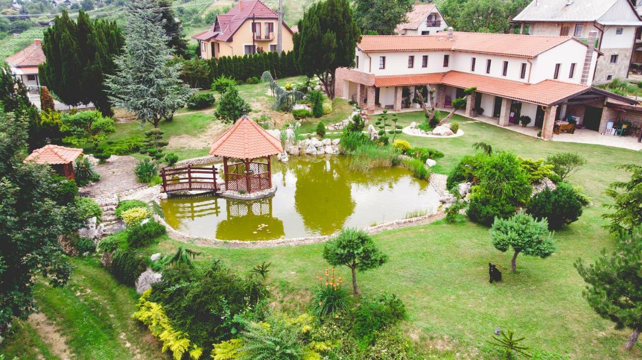 Villa Garden Zalaegerszeg Exterior photo